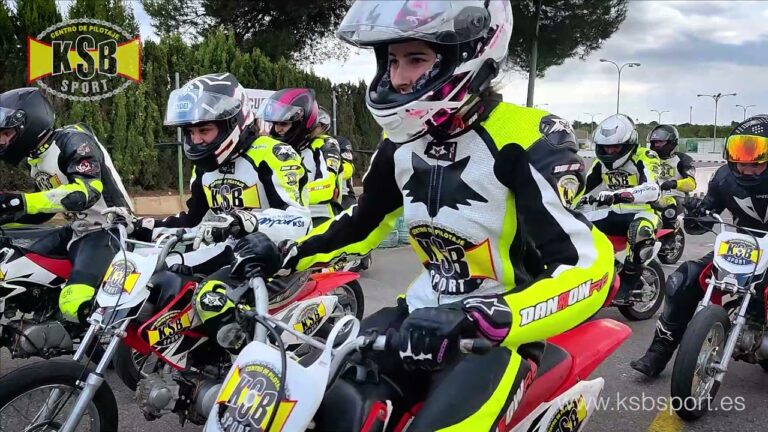 Mejores cursos de conducción de moto en Valencia
