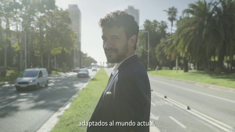 Mejora tu carrera con cursos profesionalizadores