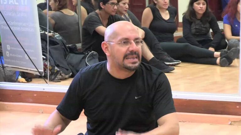 Explora los cursos y talleres del Centro Cultural Casa del Reloj