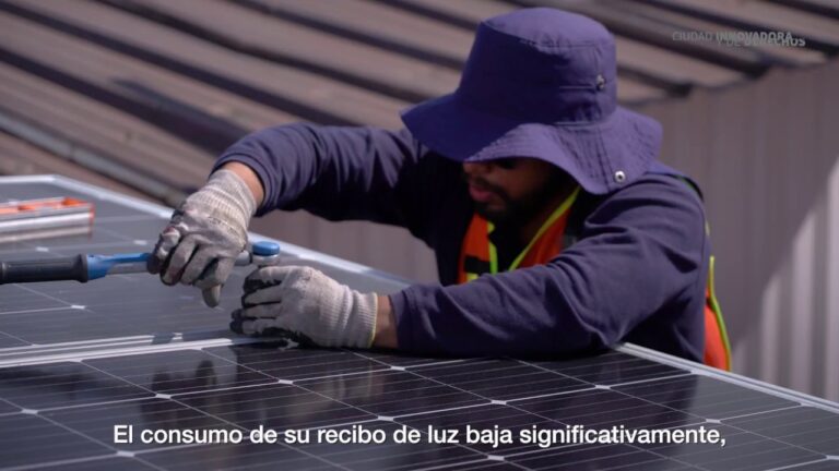 Gu&iacute;a completa de cursos de instalaci&oacute;n de paneles solares