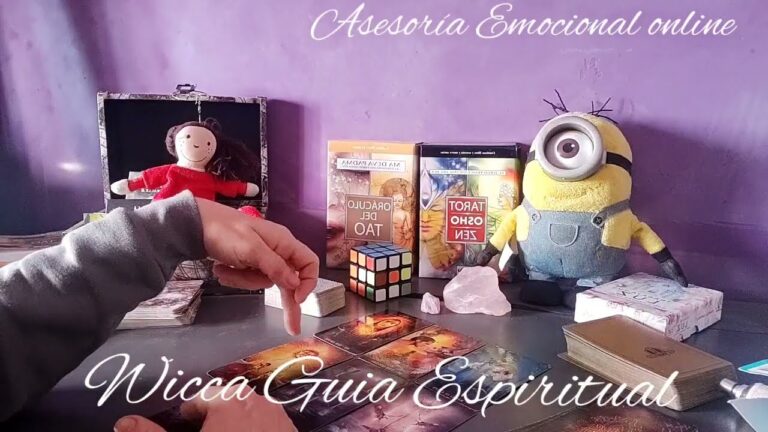 Gu&iacute;a Esencial de Wicca: Conexiones Espirituales y Pr&aacute;cticas