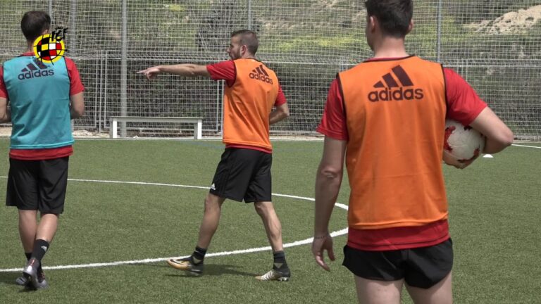 Curso de Entrenador de Fútbol Nivel 1 RFEF: Formación Esencial